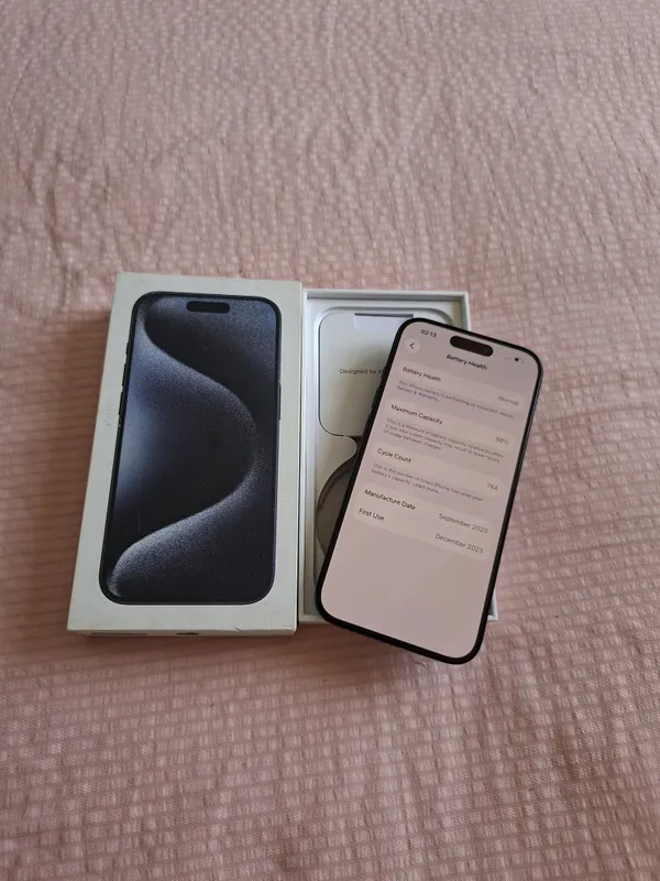 Идеал Apple iPhone 15 Pro 256GB Sim — фото 1