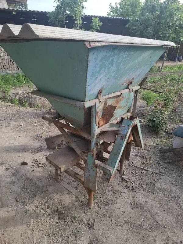 НРУ трактор учун зор холатда