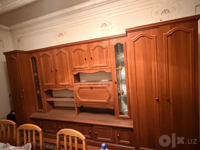Yaxshi holatdagi mebel devori sotiladi 1 Yaxshi holatdagi mebel devori sotiladi 1