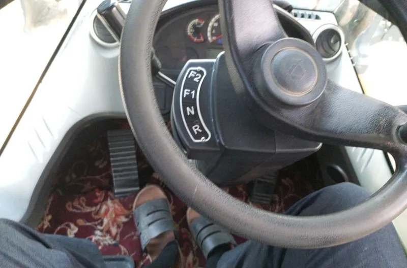 Погрузчик, грузовой автомобиль 5