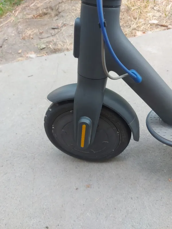 Электросамокат Xiaomi Mi electric scooter 3 — фото 4 Электросамокат Xiaomi Mi electric scooter 3 — фото 4