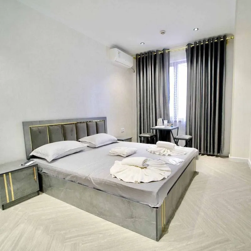 Hotel bez zaks/ Mehmonxona/ Gasnitsa / Sutkalik ijara