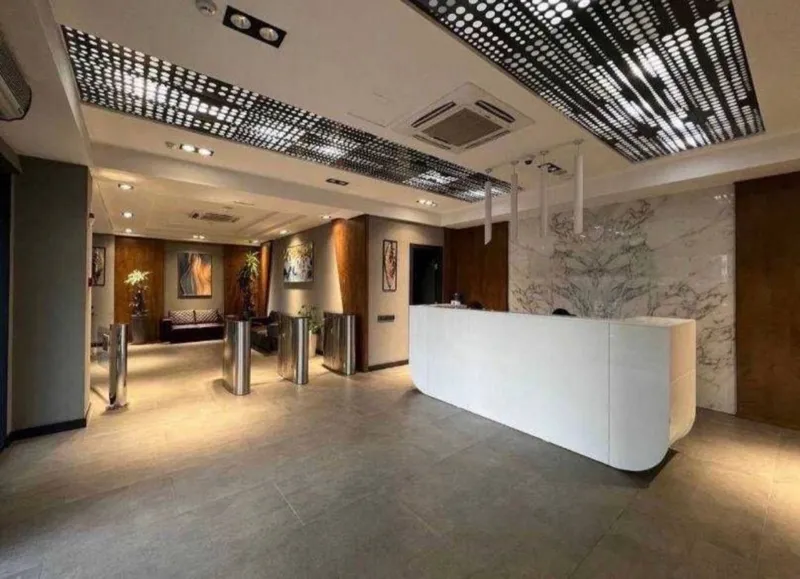 Продаётся Здания в центре Ташкента р.АЛАЙСКИЙ рынокы 5