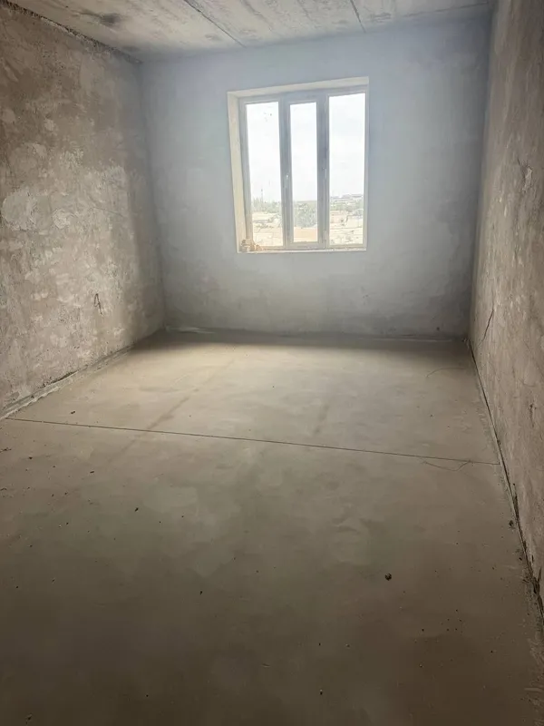 Urganch shahrida yangi domda 2-xonali kv sotiladi 2 Urganch shahrida yangi domda 2-xonali kv sotiladi 2
