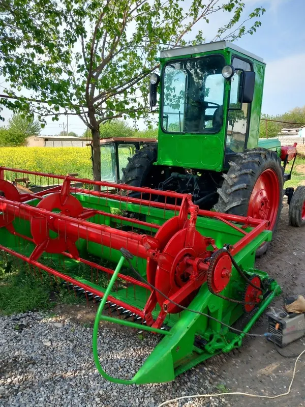 Traktor oʼt oʼradigon jatka T28ga terilgan 1 Traktor oʼt oʼradigon jatka T28ga terilgan 1