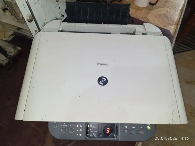 Принтер Canon. Продаётся 3 Принтер Canon. Продаётся 3