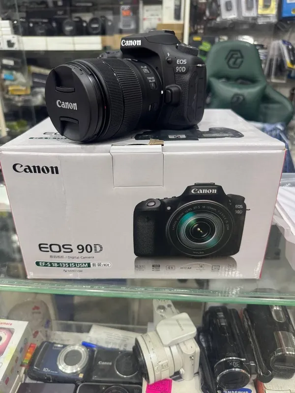 Canon 90 D va 80 D sotiladi