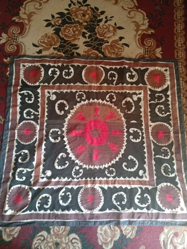 Suzani sotladi xolati yaxshi saqlangan — фото 1