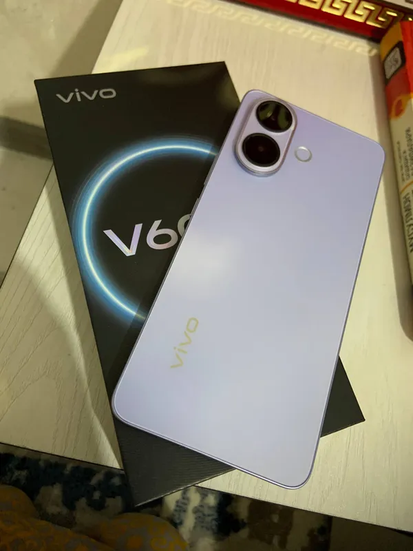 Vivo V60 lite (256 GB), yangi 1 oy ishlatilgan