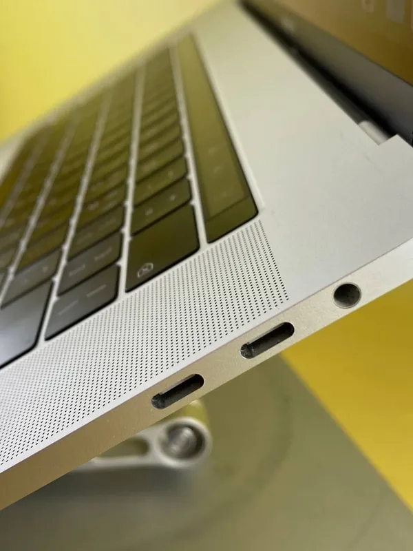 Macbook pro 6.5 kelishamiz — фото 1
