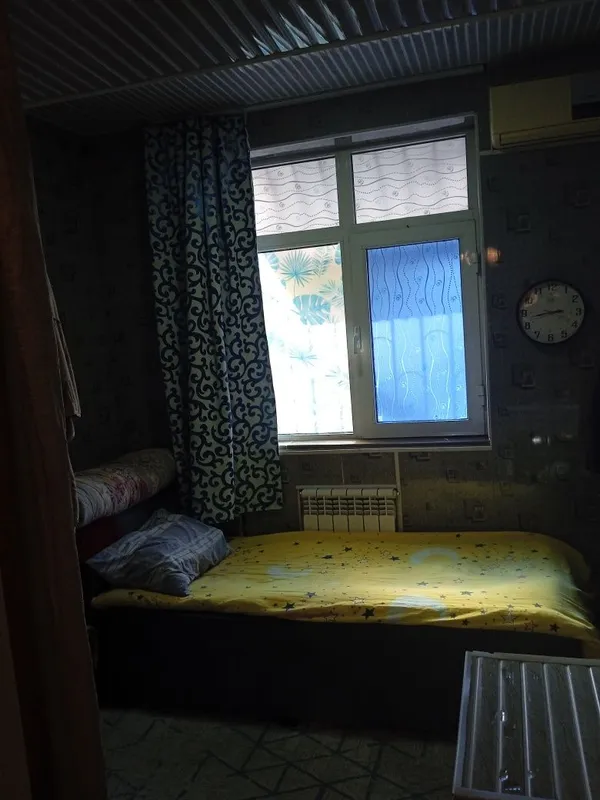 Продается 2х комнатная квартира переделанная в 3х комнатную,район ПШК. — фото 2