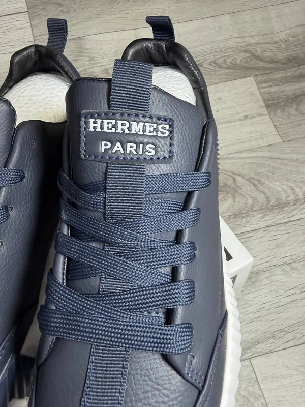 Hermes Paris — Zamonaviy va qulay krossovkalar! 4 Hermes Paris — Zamonaviy va qulay krossovkalar! 4
