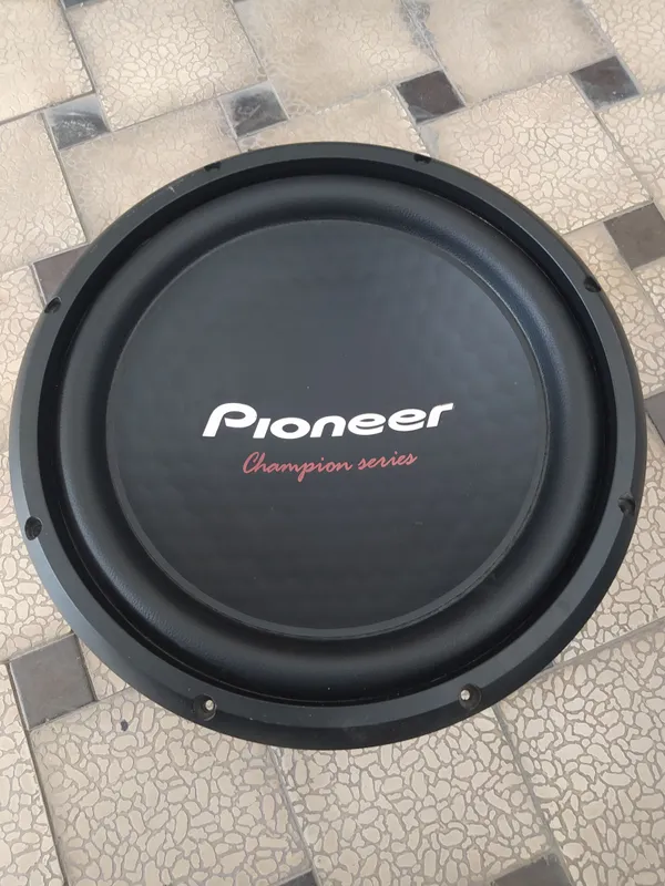 Сабвуфер Pioneer TS-W312D4 Champion Series — Идеал — фото 1