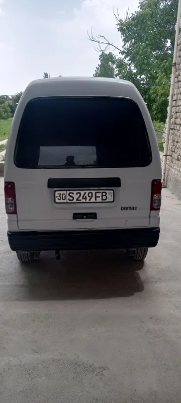 Дамас 2001 Белый