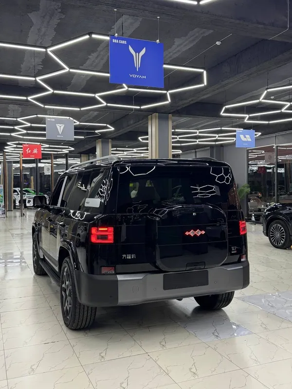 BYD LEOPARD 7 Full gibrid 3 BYD LEOPARD 7 Full gibrid 3