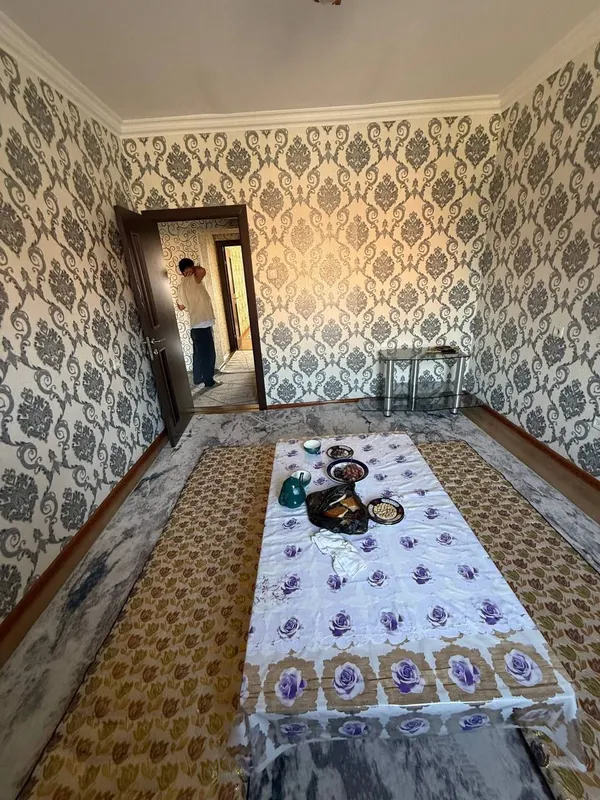 В Сергелях, 9-й район, есть квартира 4