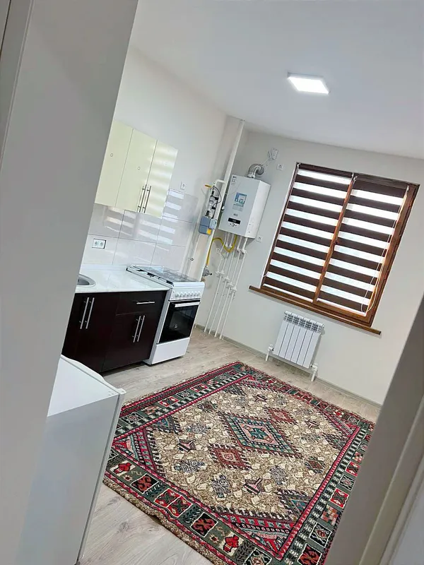 olay bozor yaqinida kv bor