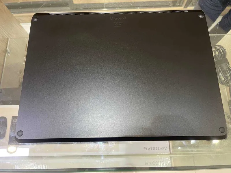 Microsoft surface laptop 5 Intel Core i7-1265U ram 16 Gb ssd 256 7 Microsoft surface laptop 5 Intel Core i7-1265U ram 16 Gb ssd 256 7