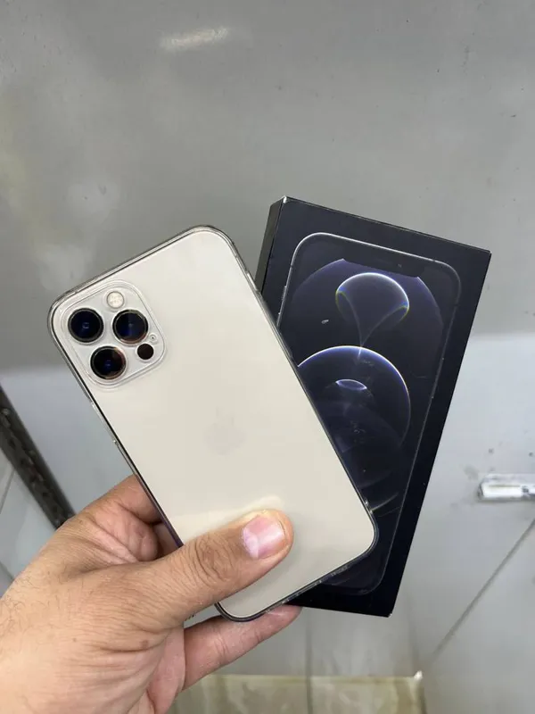 Iphone 12 pro с гарантиие