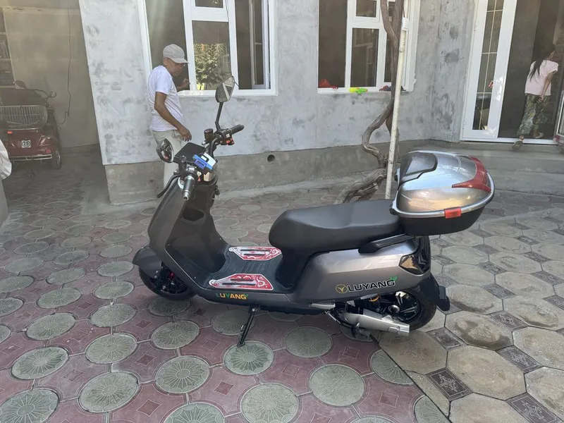 skuter sotiladi quqonda 3 skuter sotiladi quqonda 3