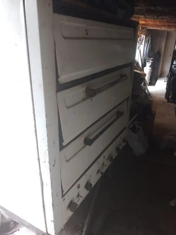 pekarni pechlari qozonlari sotiladi 4