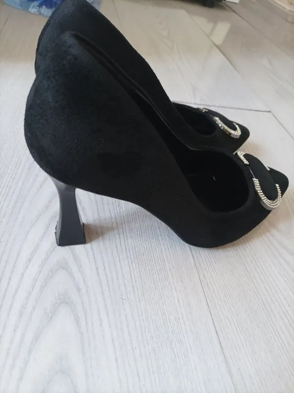 tufli ayollar 37 poshnali 2