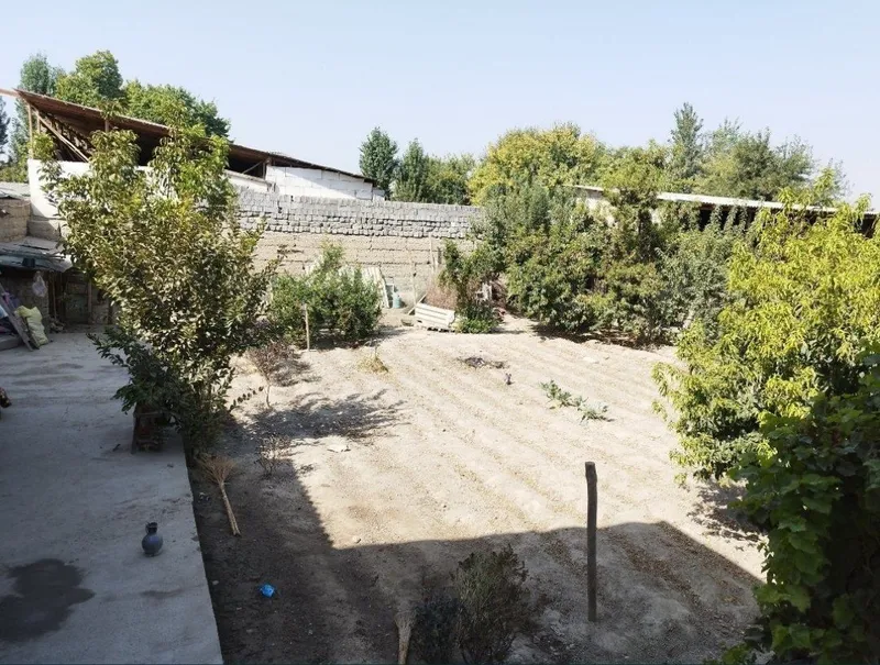 Fargʻona shahar oq ariqda 3 sotix yer sotiladi — фото 1