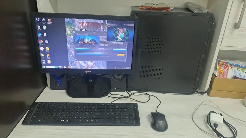 Kompyuter (dom) 2 Kompyuter (dom) 2