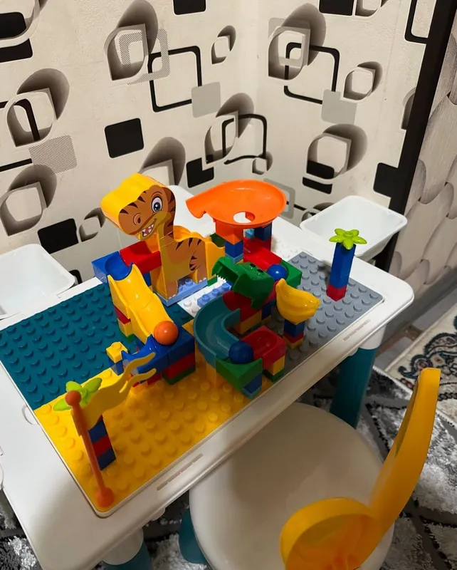 Новый набор Lego: стол и стул 6 в 1 5 Новый набор Lego: стол и стул 6 в 1 5