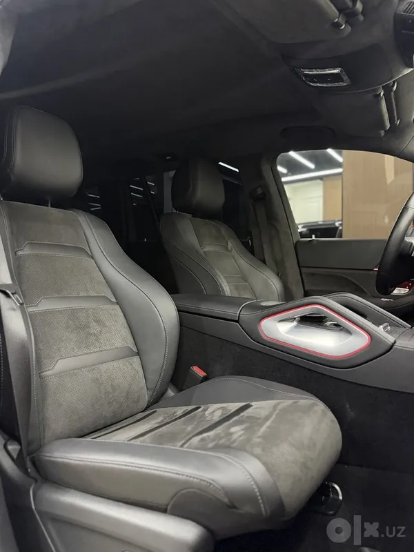 Mercedes-Benz GLS 450 4matic 7 Mercedes-Benz GLS 450 4matic 7