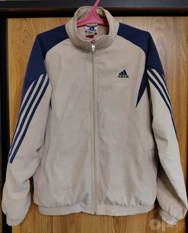 Оригинальная ветровка Adidas 1 Оригинальная ветровка Adidas 1