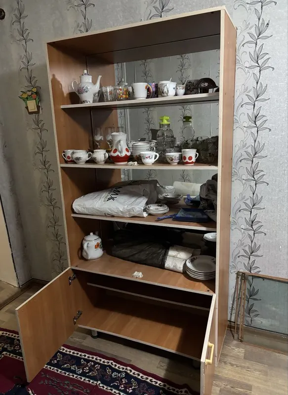 Продается б/у шкаф 1