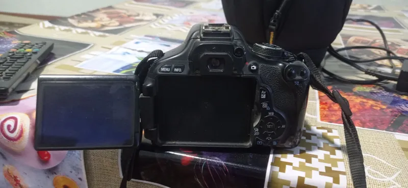Fotoapparat Canon eos 600D — фото 2
