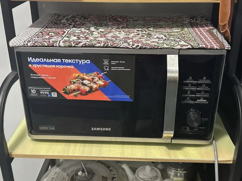 Микроволновка Samsung biokeramika почти новый — фото 2
