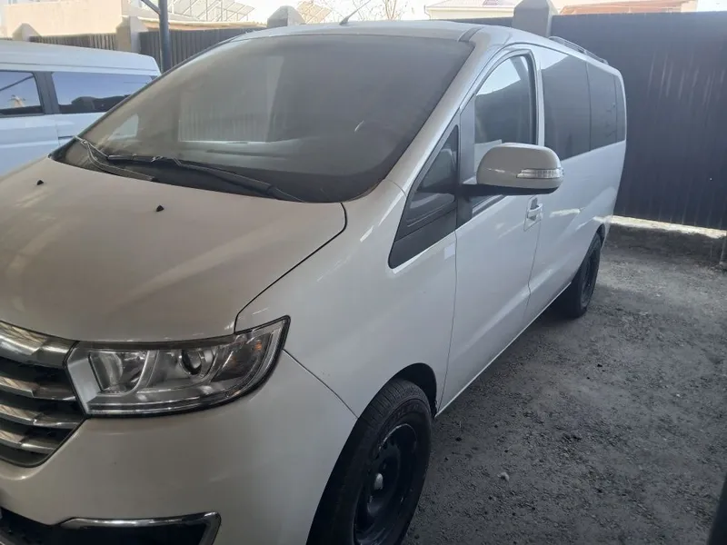 Jac M3 avtomashina