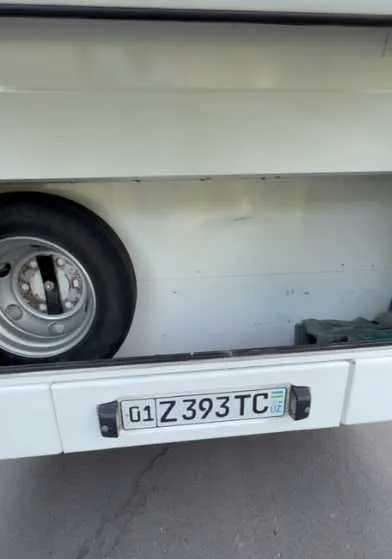 Сотилади Автобус Isuzu SAZ HC40. 7
