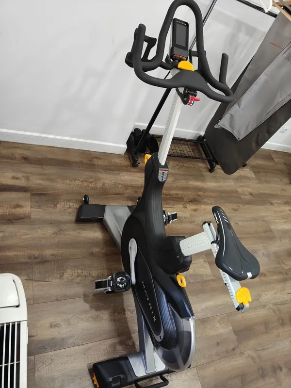 Профессиональный велотренажёр Matrix CXC Indoor Training Cycle — фото 4