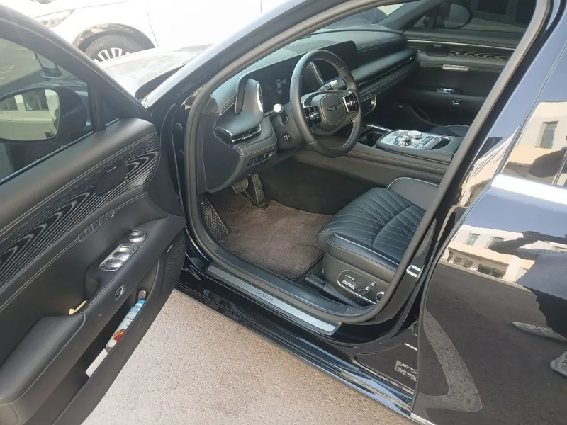 Genesis G90 premium awd 2 Genesis G90 premium awd 2
