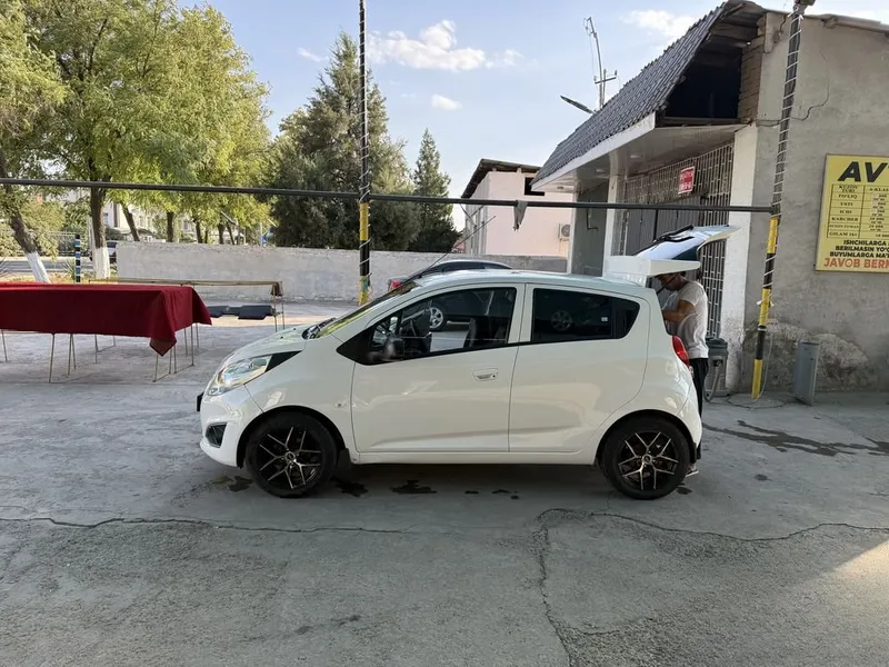 Spark 2019 yil 6300$ 6 Spark 2019 yil 6300$ 6