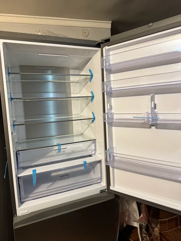 Холодильник SAMSUNG RB53DG703ES9WT 2