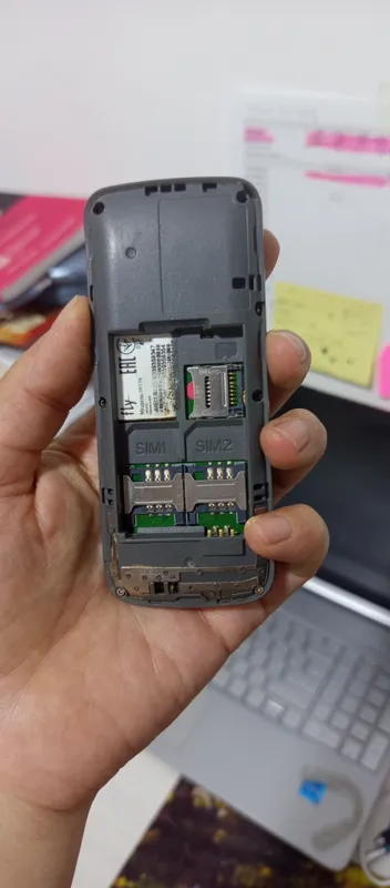 Fly FF179 telefon 4