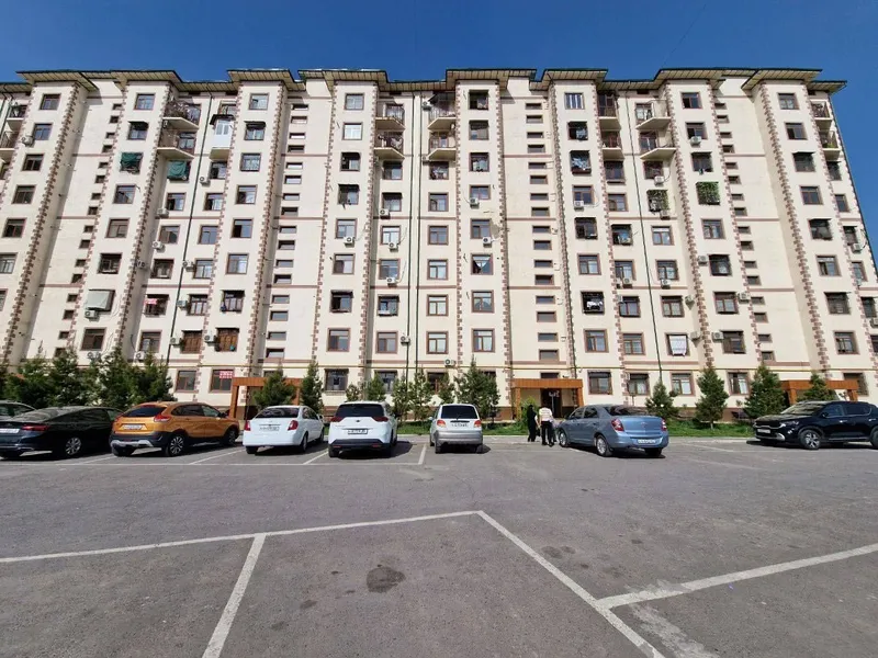Продаётся помещение в новостройке Юнусабад 13 квартал Ул Ахилобод — фото 1