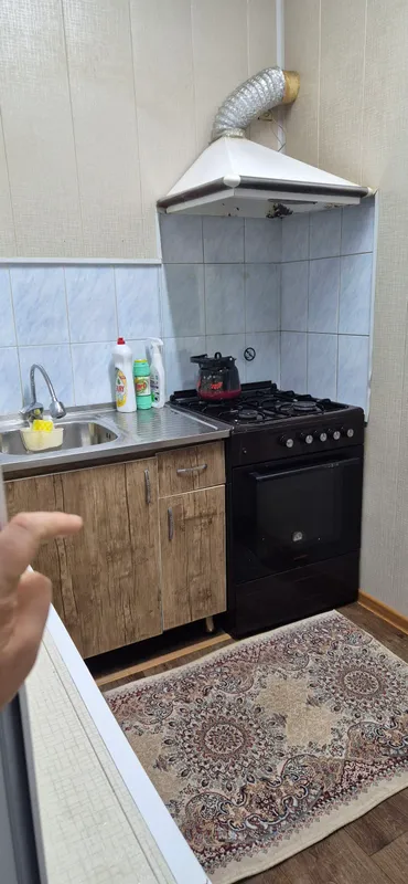 Чиланзар 2 й квартал 3 х переделанная 4-х ком 4