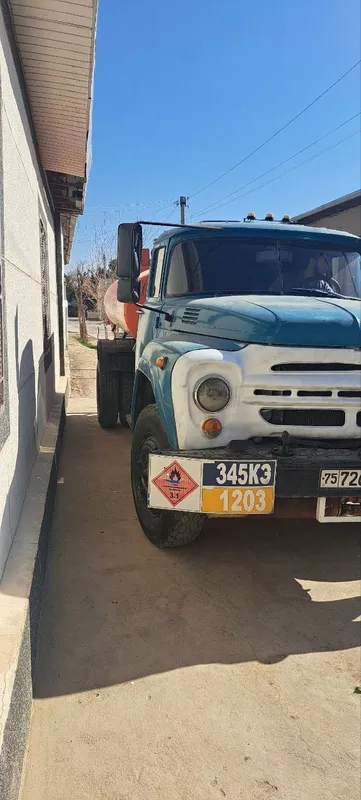 Zil 130 BINZAVOZ 1982 Zil 130 BINZAVOZ 1982