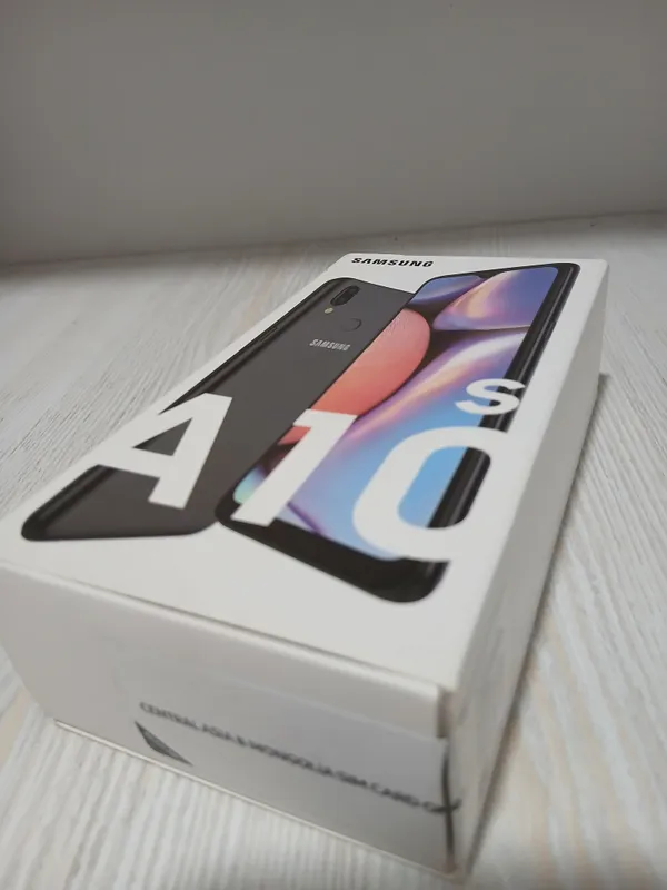 Samsung A 10s — фото 1