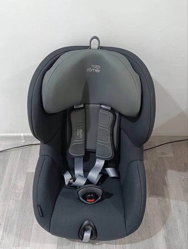 Детское автокресло Britax Römer