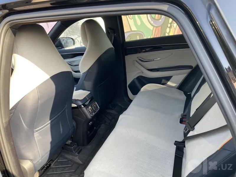 Byd Song PLUS gibrid 2-pozitsiya 5 Byd Song PLUS gibrid 2-pozitsiya 5