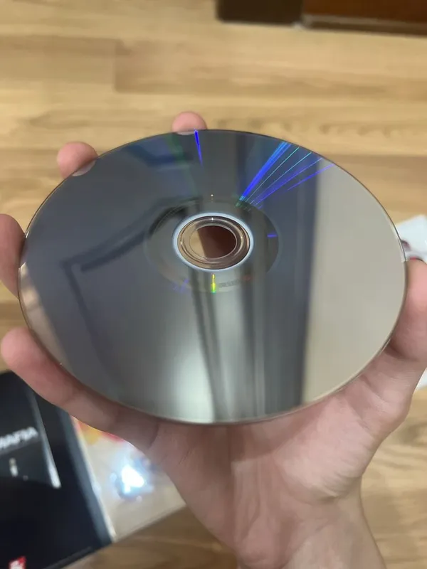 СРОЧНО продаю диск пс4/ пс5 Mafia trilogy 5 СРОЧНО продаю диск пс4/ пс5 Mafia trilogy 5