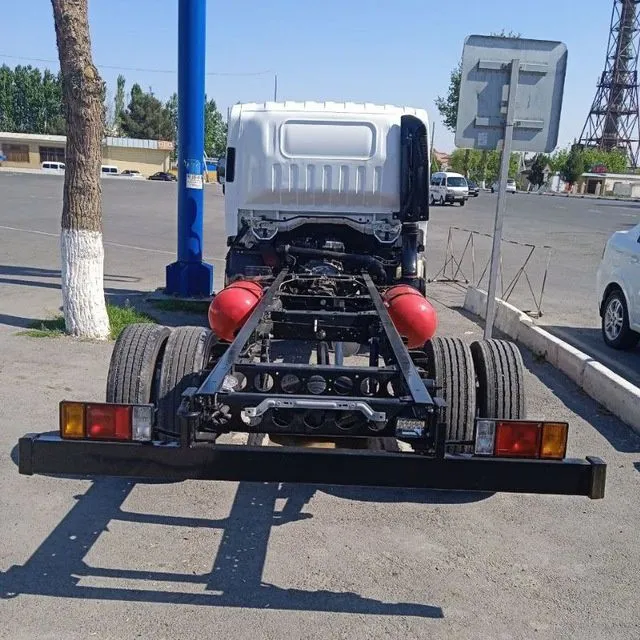 Isuzu avtobuslari
