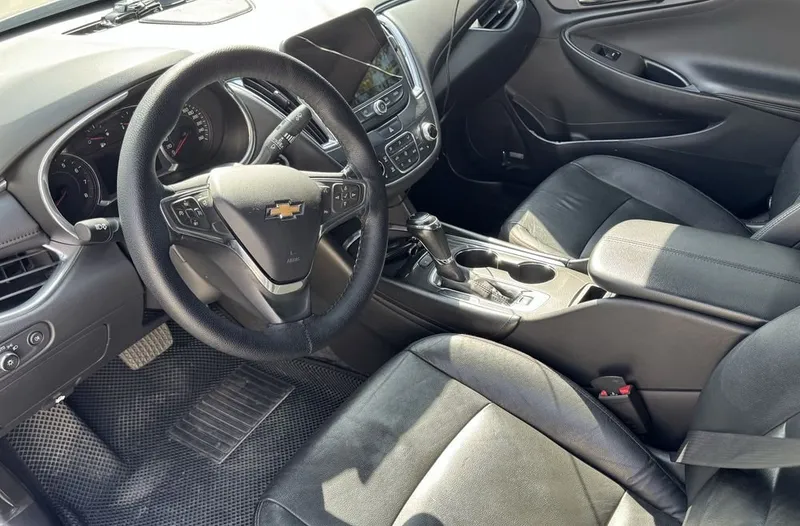 Malibu 2, 2.4 л, атмосферный, полностью перекрашен, родная краска 5 Malibu 2, 2.4 л, атмосферный, полностью перекрашен, родная краска 5